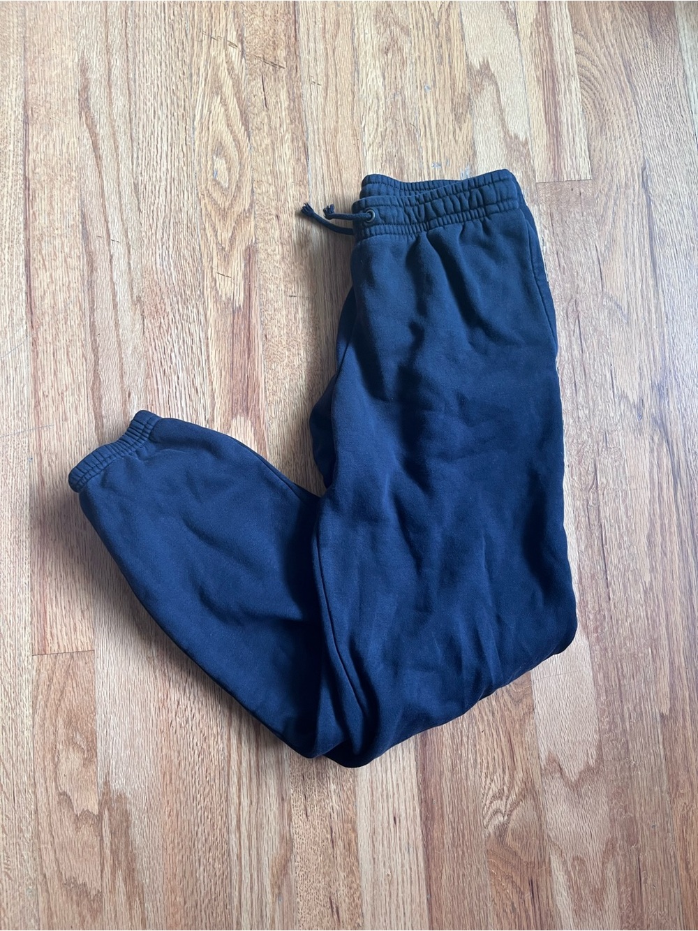Boys Black Under Armor sweat pants size large